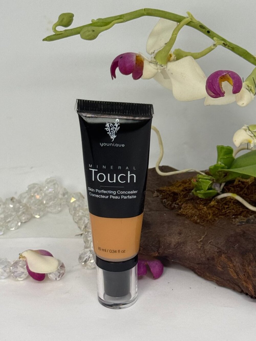 Younique Mineral Touch Skin Perfecting Concealer - Satin - 10 ml / .34 oz - New